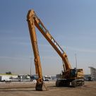 Rent Large 95 Ton Long Reach Track Excavators | Al Marwan
