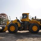Komatsu WA900-8R Loader Left Side Image