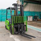 Socma FB35 Electric Forklift Front Right View
