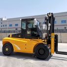 Socma HNF-120 diesel forklift right side view
