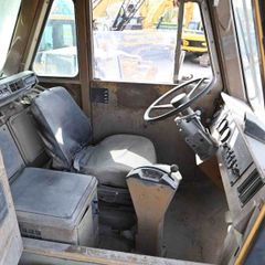 1995 Cat 769C Rigid Dump Truck Cabin View - RD-0187