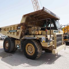 1995 Cat 769C Rigid Dump Truck Front Right View - RD-0186