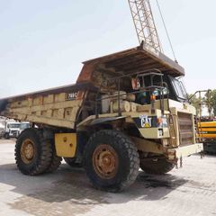 1995 Cat 769C Rigid Dump Truck Front Right View - RD-0187