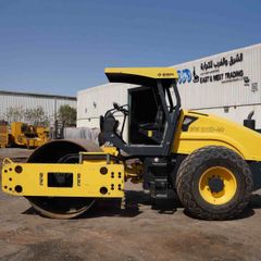 2018 Bomag BW 211 D-40 Single Drum Roller Left View - RO-0445