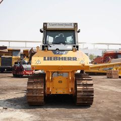 2021_liebherr_736_bulldozer_rear_view