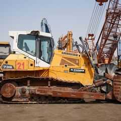 2021_liebherr_736_bulldozer_right_side_view