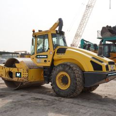 Bomag BW226 DH-4 Vibratory Drum Roller 2014 | Al Marwan