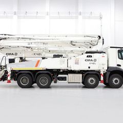 Cifa K42L Concrete Pump Truck Right side view