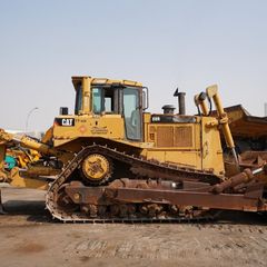 Used Caterpillar D8R Dozer 2007 | Al Marwan