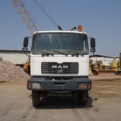 This used 2004 Man 33.373DFC 6x4 Water Truck have a liquid capacity up to 5000 gallons. Buy this heavy truck on Al Marwan.