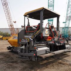 Rent 12-ton Track Asphalt Pavers | Al Marwan