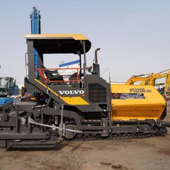 Rent 12-ton Track Asphalt Pavers | Al Marwan