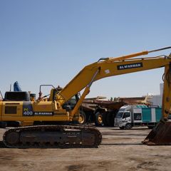 Used Komatsu PC400-8R 42.5-Ton Crawler Excavator