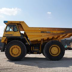 Rigid Dump Truck, Komatsu 2017 Hauler - Al Marwan