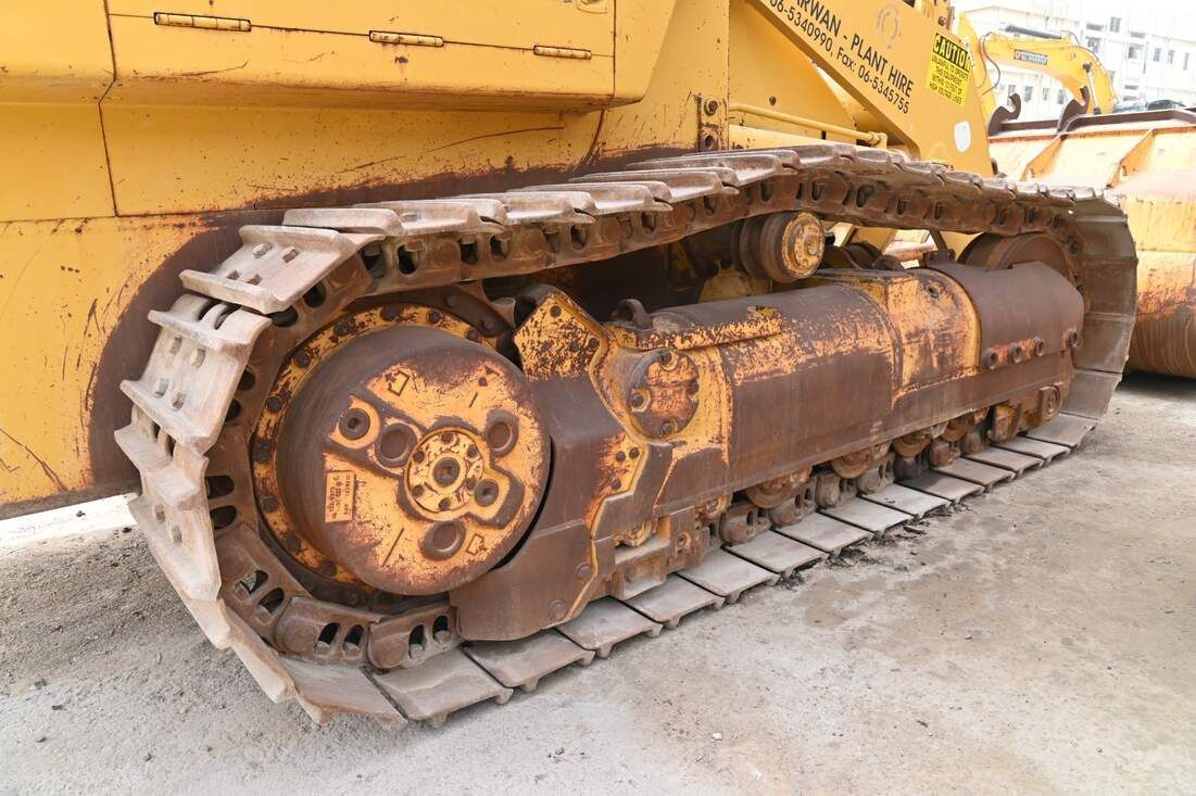 Caterpillar 963C Track Loader 2003 - Al Marwan Heavy Machinery