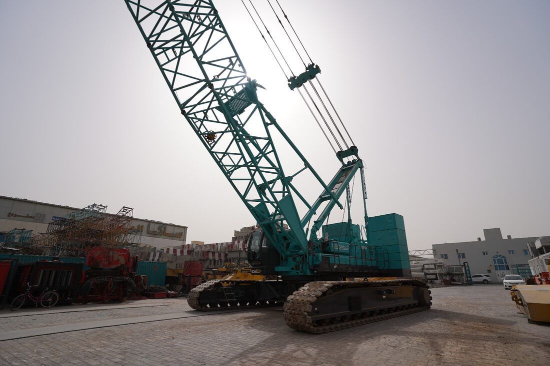 2015 Kobelco 7250S Crawler Crane CRC-0300 front left - Al Marwan Machinery