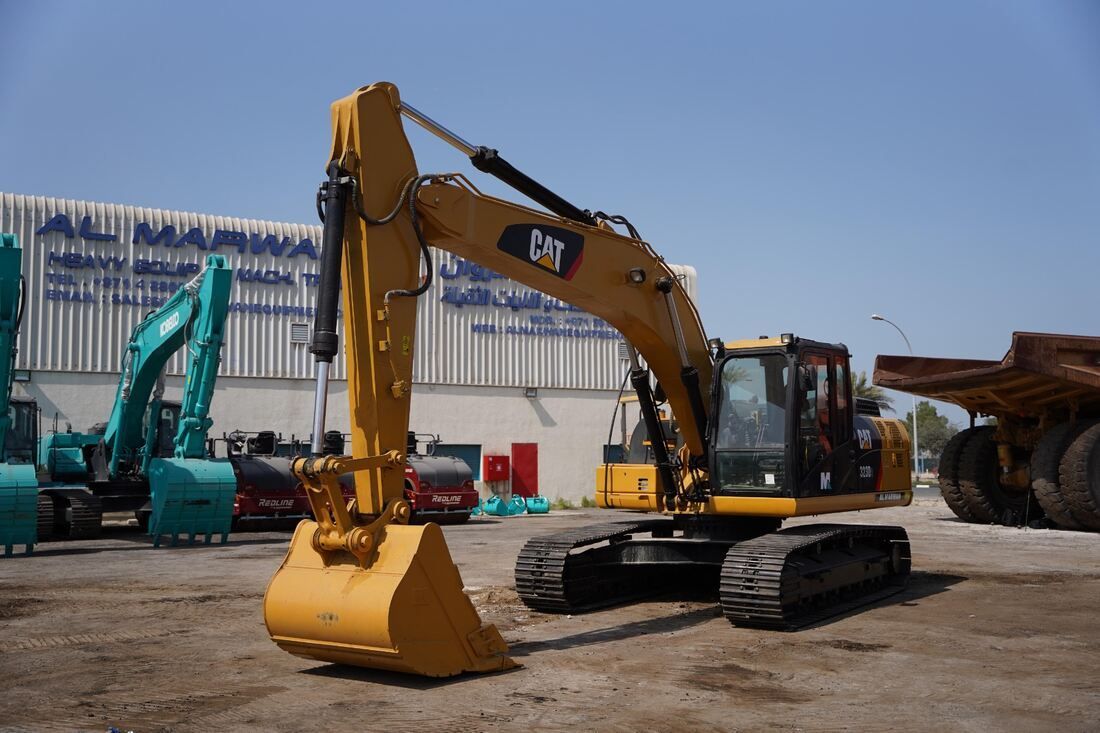 2020 CAT 323D3 Track Excavator Front-Left View - Al Marwan Machinery