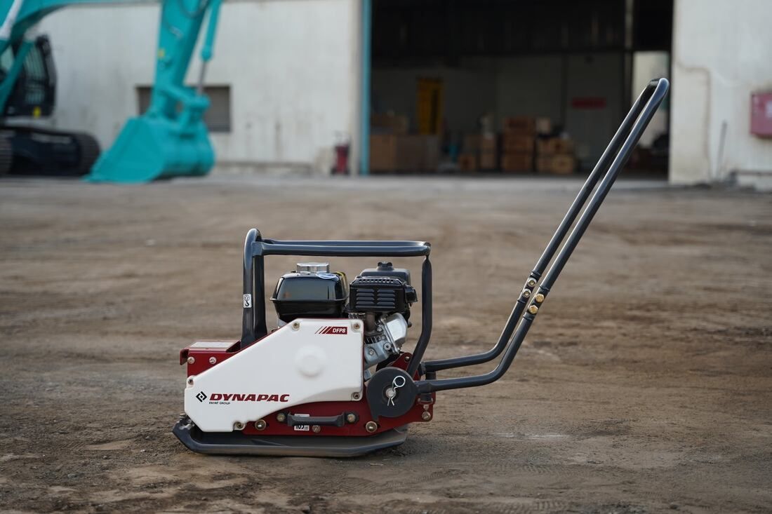 Brand-New Dynapac DFP8 Forward Plate Compactor Vibratory Compaction Machine