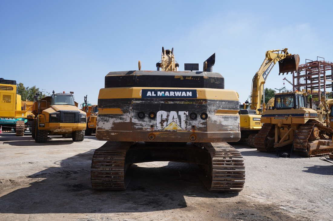 Cat 345BL Track Excavator 2005 for Sale | Al Marwan