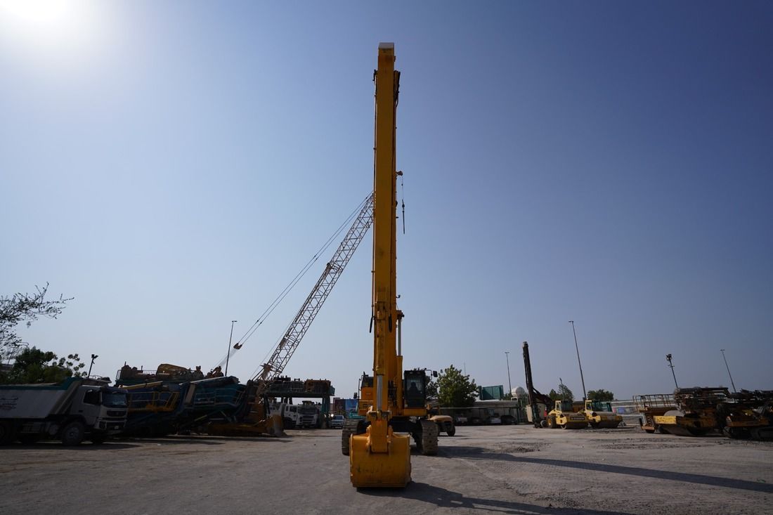 Used Komatsu PC850SE-8R Track Excavator | Al Marwan