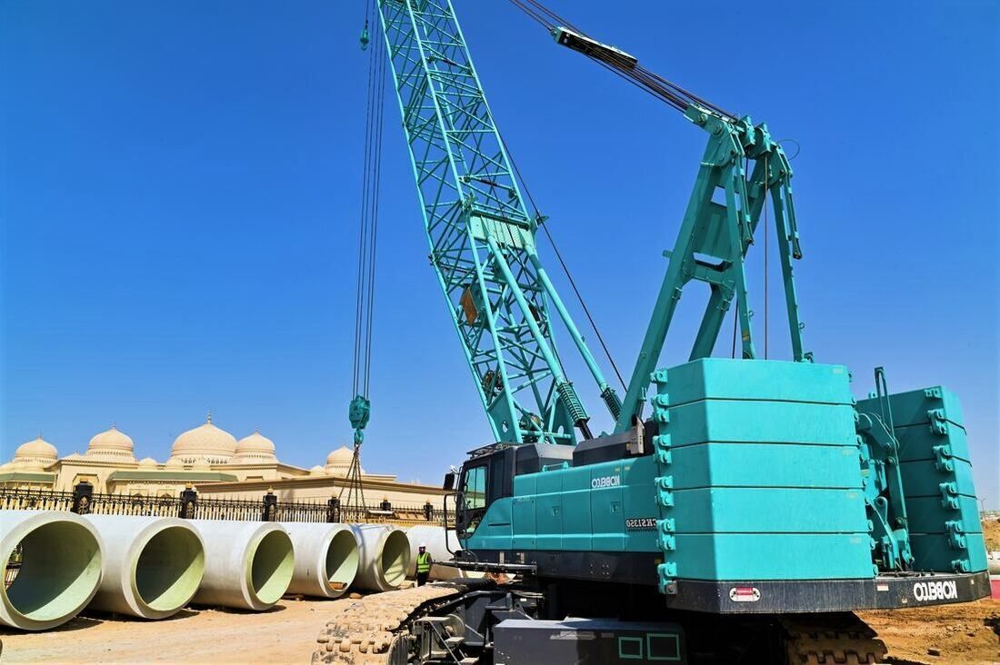 Rent 135-ton crawler cranes | Al Marwan