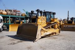 Caterpillar D8T Dozer 2021 front left view  - Al Marwan Heavy Machinery