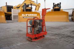 2001 Dynapac LG140 Plate Compactor Front Left View - CP-0023