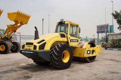 2014 Bomag BW226 DI-4 BVC Single Drum Roller Rear Right View