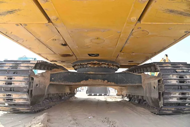 2019 Komatsu PC300-8M0 Track Excavator Undercarriage View - EX-0419