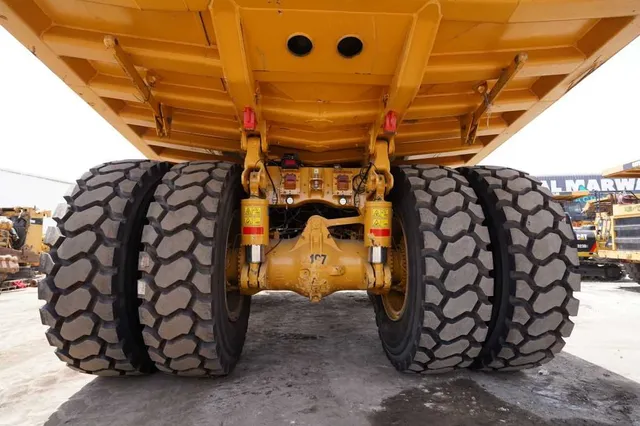 2022 Cat 777E Off-road Dump Truck-Undercarriage view