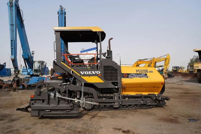 Rent 12-ton Track Asphalt Pavers | Al Marwan