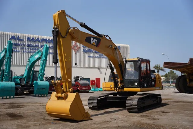 Caterpillar 323D3 Track Excavator 2020-Front-Right- Al Marwan
