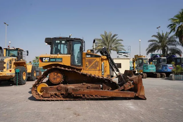 Used 2019 Cat D6R2 LGP Bulldozer- Right Side View